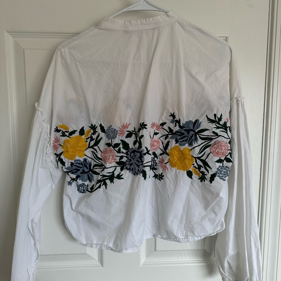 Zara floral appliqué blouse - Picture 2 of 5